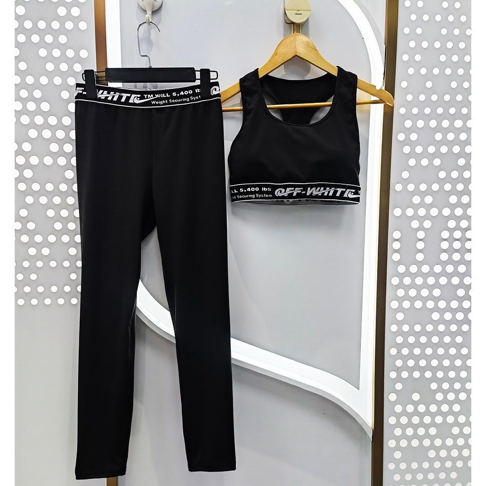 одежда для спорта,девушка,одежда для фитнеса,легинсы,брюнетка