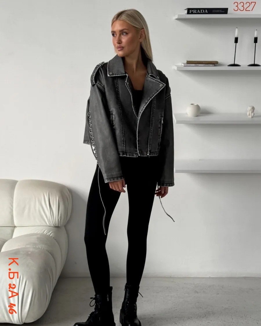 куртка косуха,куртка женская косуха,женская куртка-косуха серого цвета из экокожи,женская косуха,кожаная куртка косуха