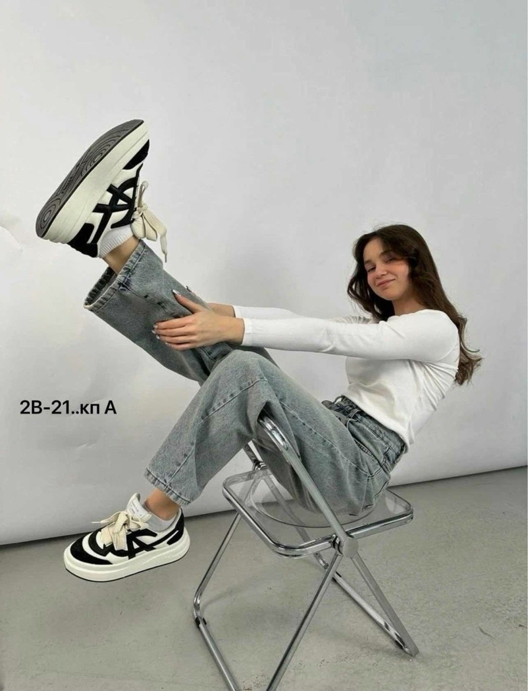 джинсы женские широкие,женские джинсы,женские джинсы трубы,женские джинсы и брюки,джинсы брюки