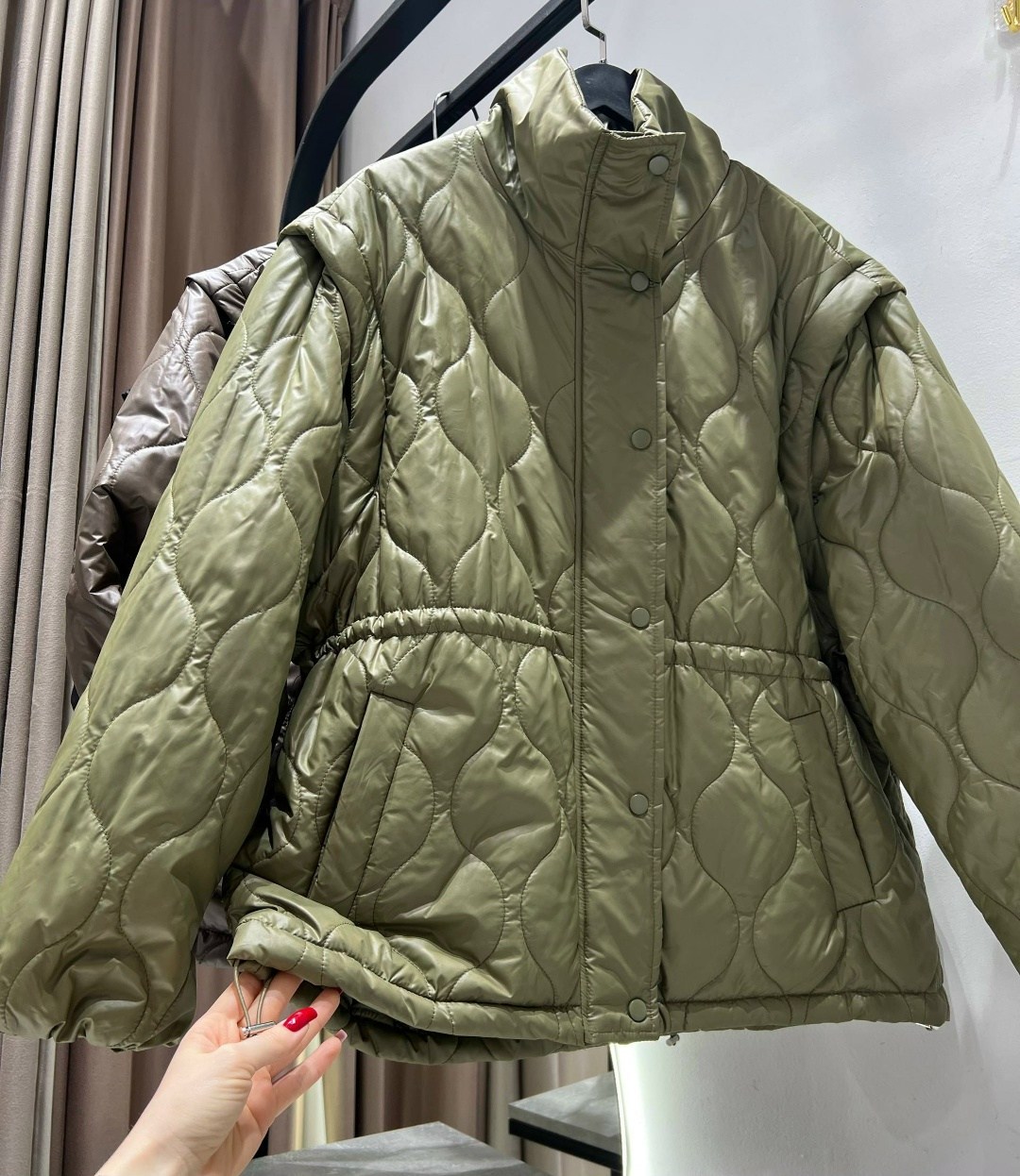 куртка демисезонная,куртка,куртка модная,куртка короткая женская,женская куртка