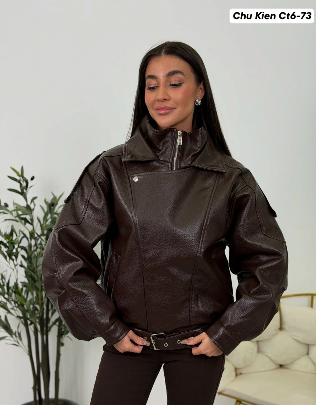 косуха куртка кожаная оверсайз chauzi,кожаная куртка,кожаная куртка косуха женская,косуха куртка кожаная с поясом chauzi,женская куртка кожаная оверсайз короткая okssana firsanova