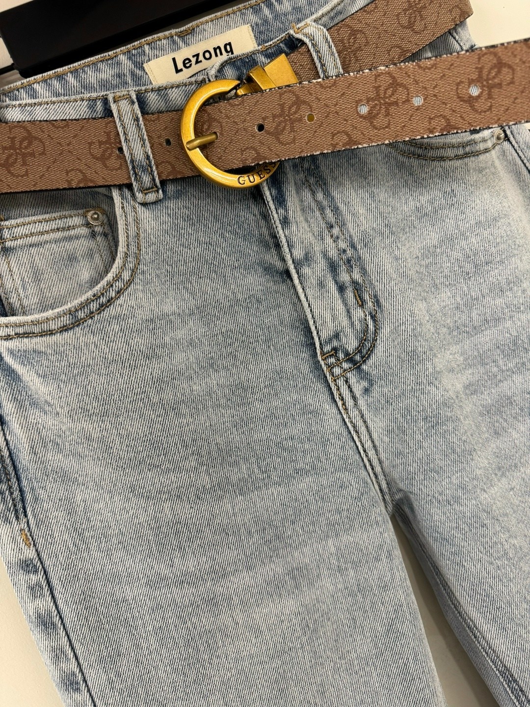 ремень женский,джинсы женские,ремень женский guess,джинсы брюки,ремень модные