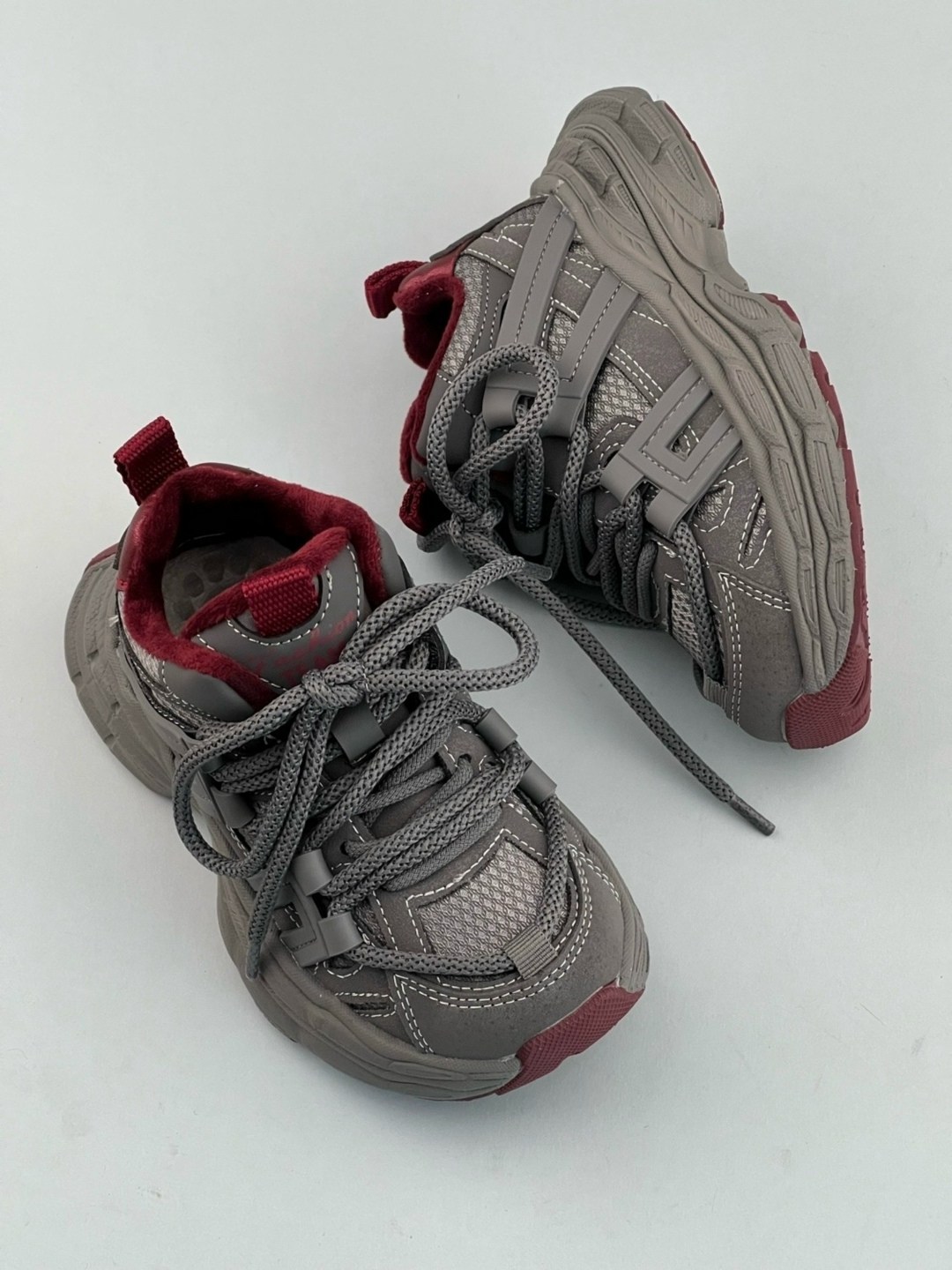 кроссовки кожа, кроссовки,массивные кроссовки,женские кроссовки,повседневные кроссовки