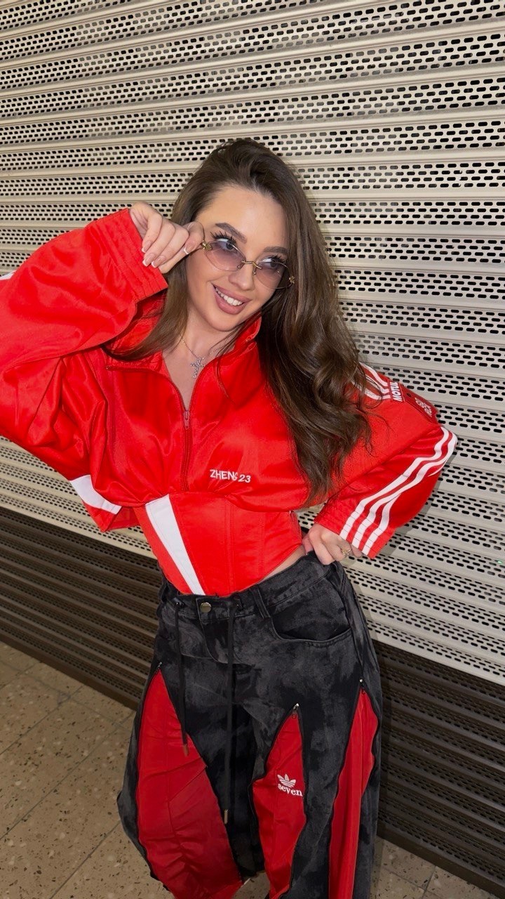 оригинальная куртка,теплая куртка,женская куртка,куртка,спортивные костюм