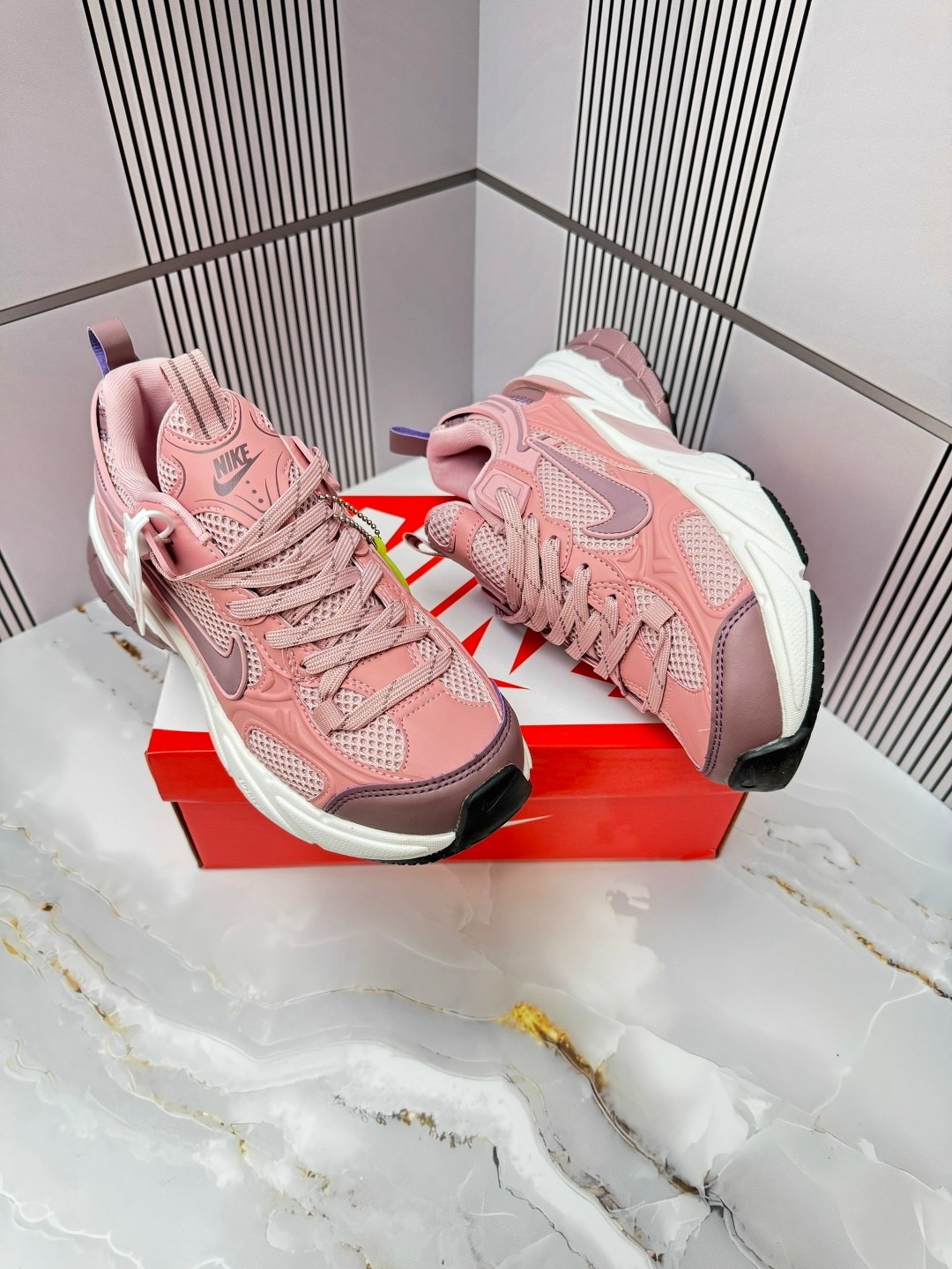 женские кроссовки,кроссовки,женские кроссовки nike,кроссы,спортивная