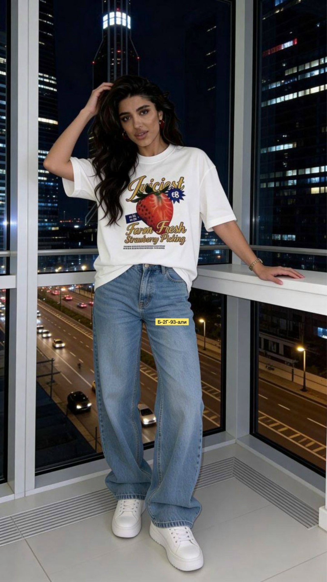 девушка,mariam sardaryan,комбинезон джинсовый женский,брюнетка девушка,джинсовый комбинезон