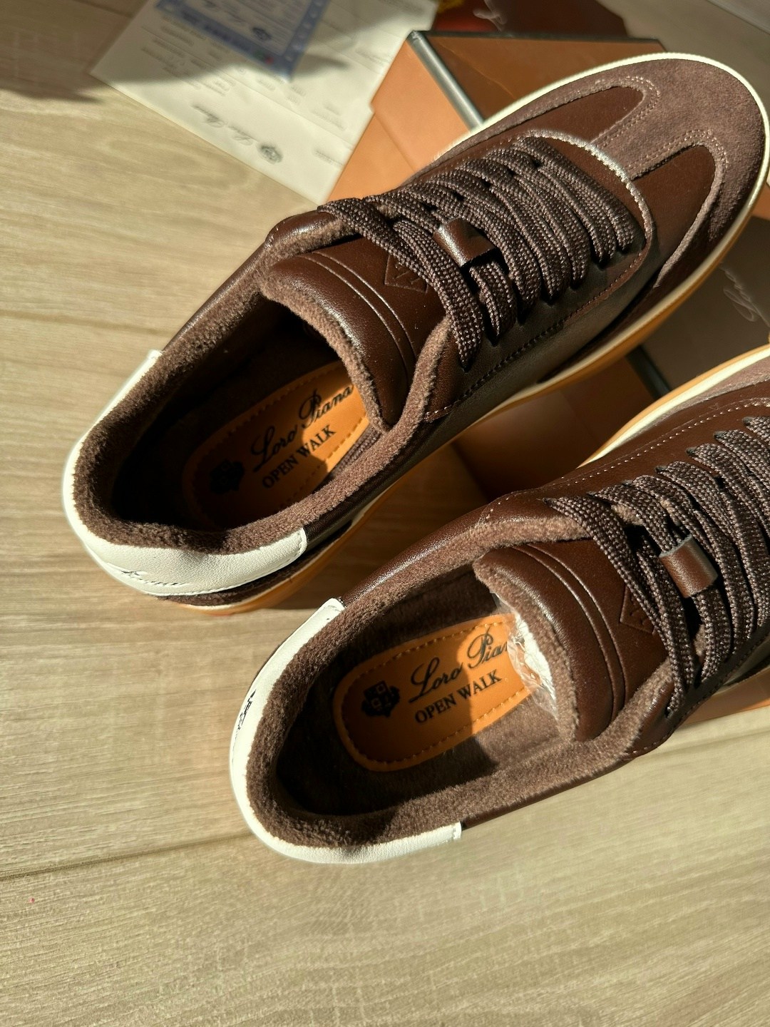 кроссовки loro piana,кеды loro piana,женские кроссовки из замши loro piana коричневые,,кеды мужские loro piana