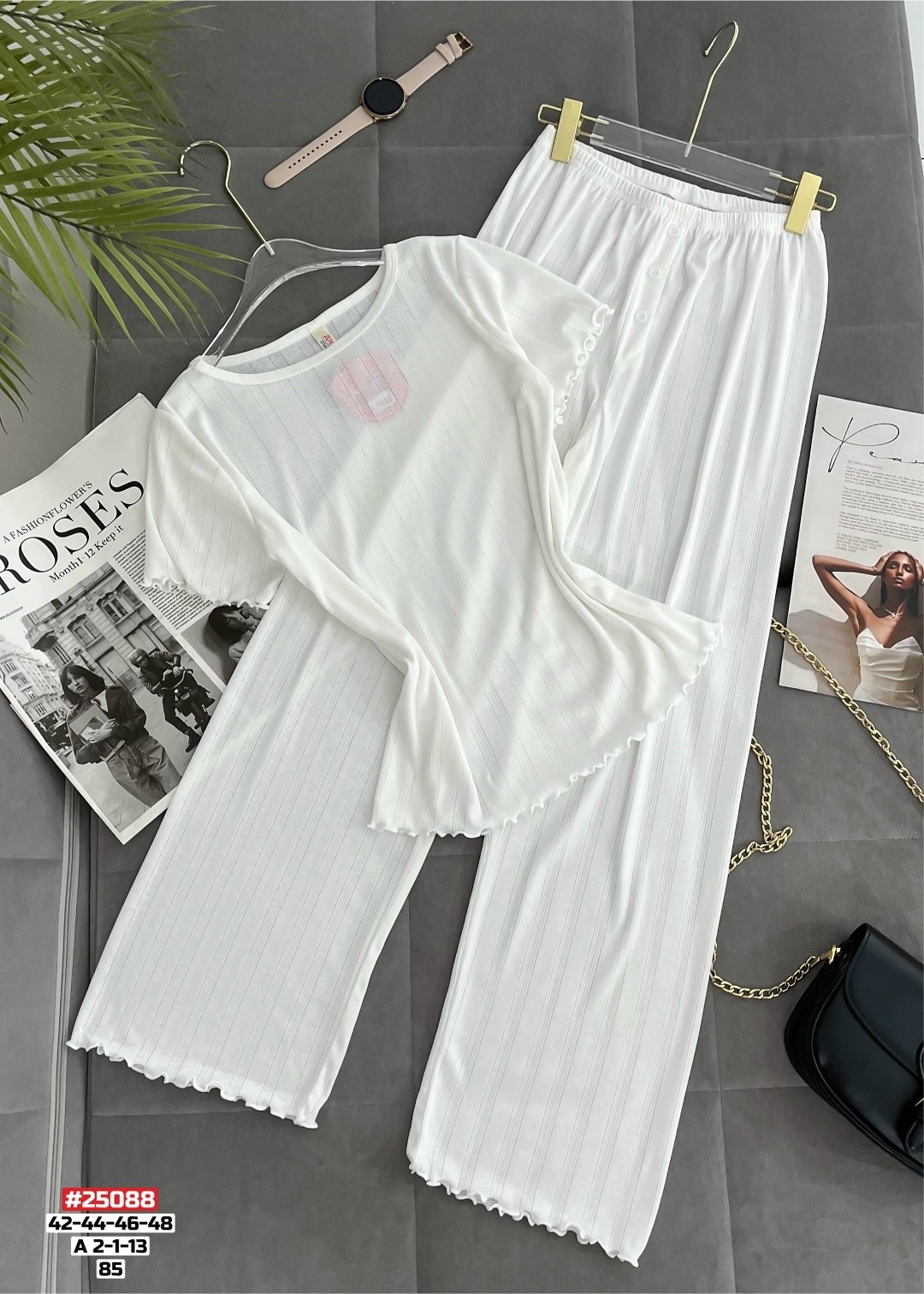 комплект женской пижамы,пижама женская,комплект пижама,костюм женский,пижама с брюками женская