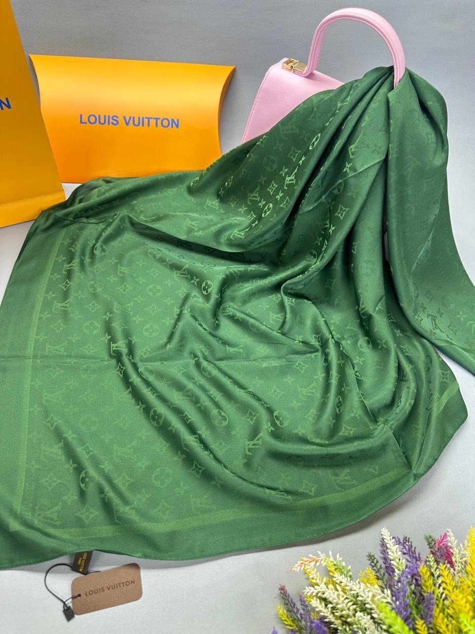 платок louis vuitton,платки шелковые,палантин женский,платок из натурального шелка,брендовый платок louis vuitton