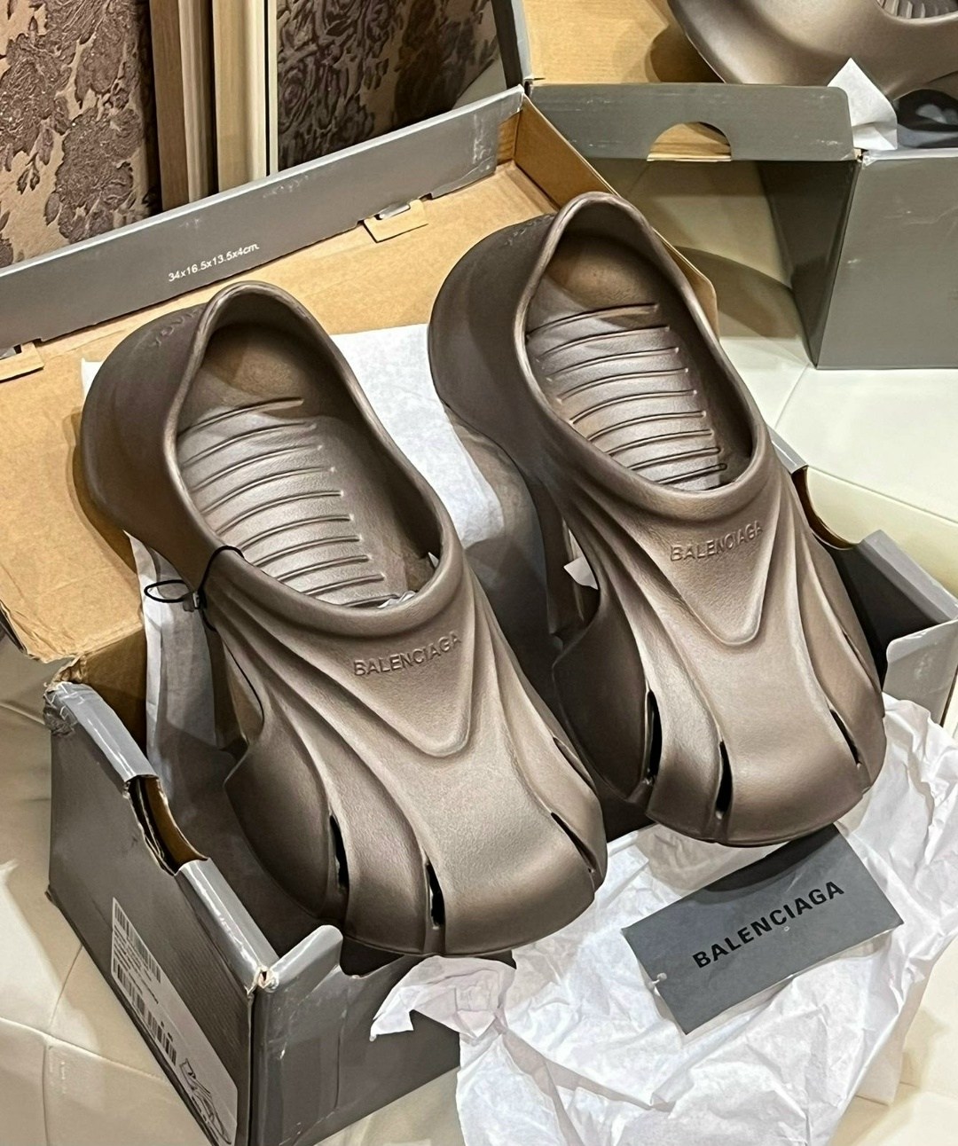 шлепанцы balenciaga,сандалии balenciaga,шлепанцы баленсиага,сабо balenciaga,босоножки balenciaga