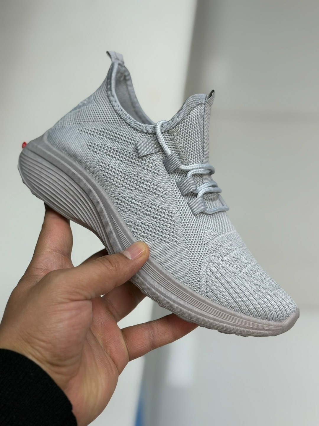 ,женские кроссовки,кроссовки летни,белые кроссовки,удобные кроссовки