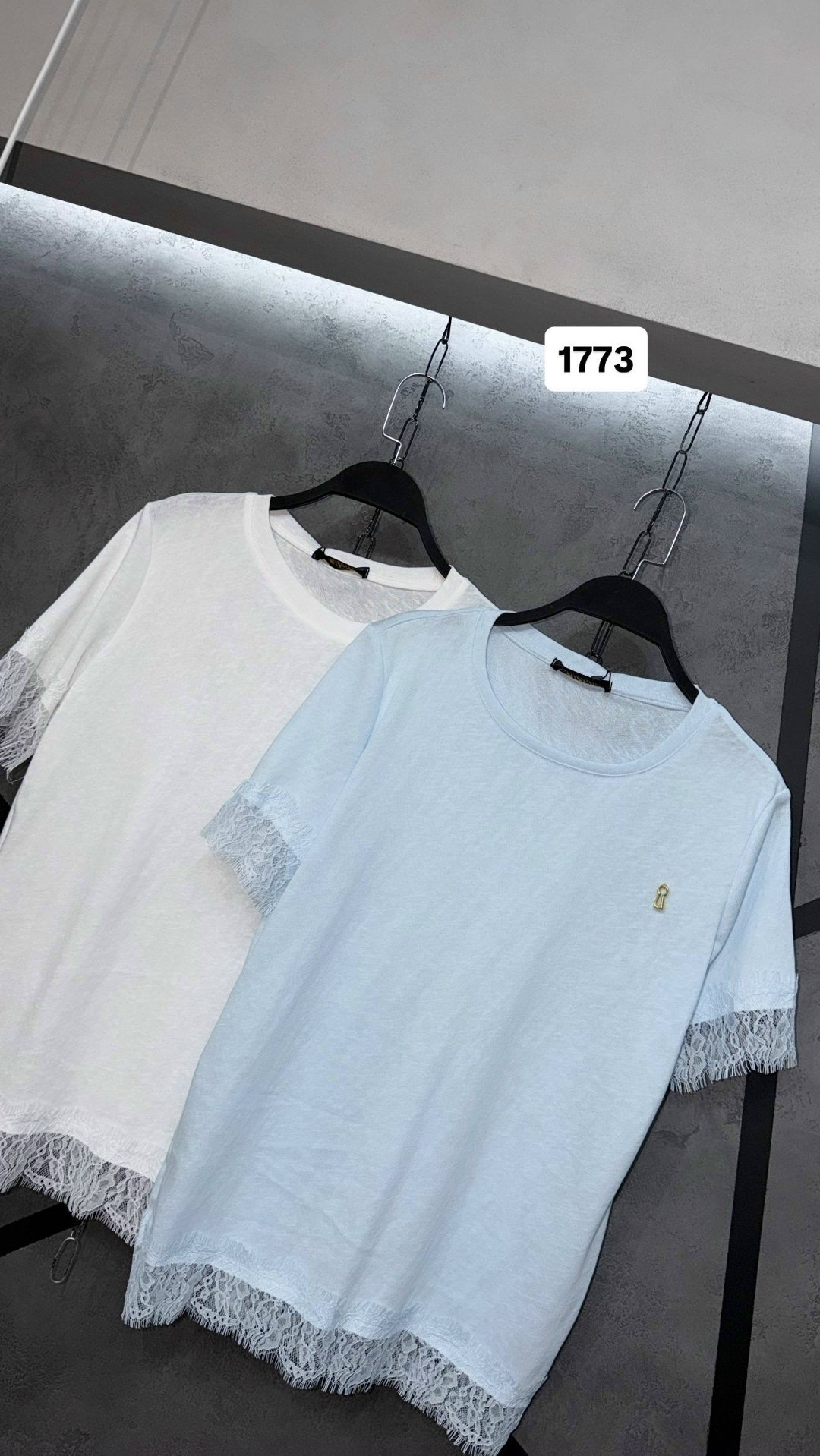 футболка с кружевами,женская футболка,белая женская футболка,футболка с вышивкой