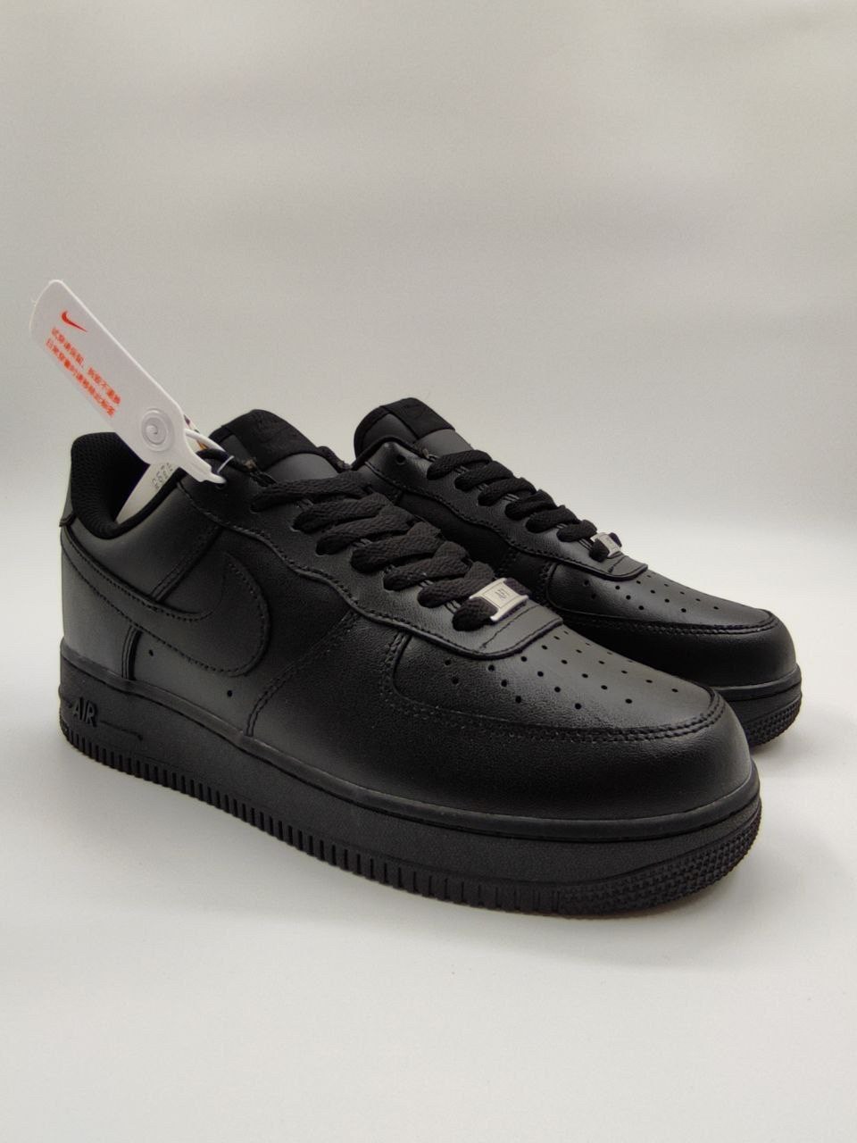 мужские кроссовки nike air force 1,nike air force 1 low black,nike air force 1 black,кроссовки nike air force 1 black,nike air force 1