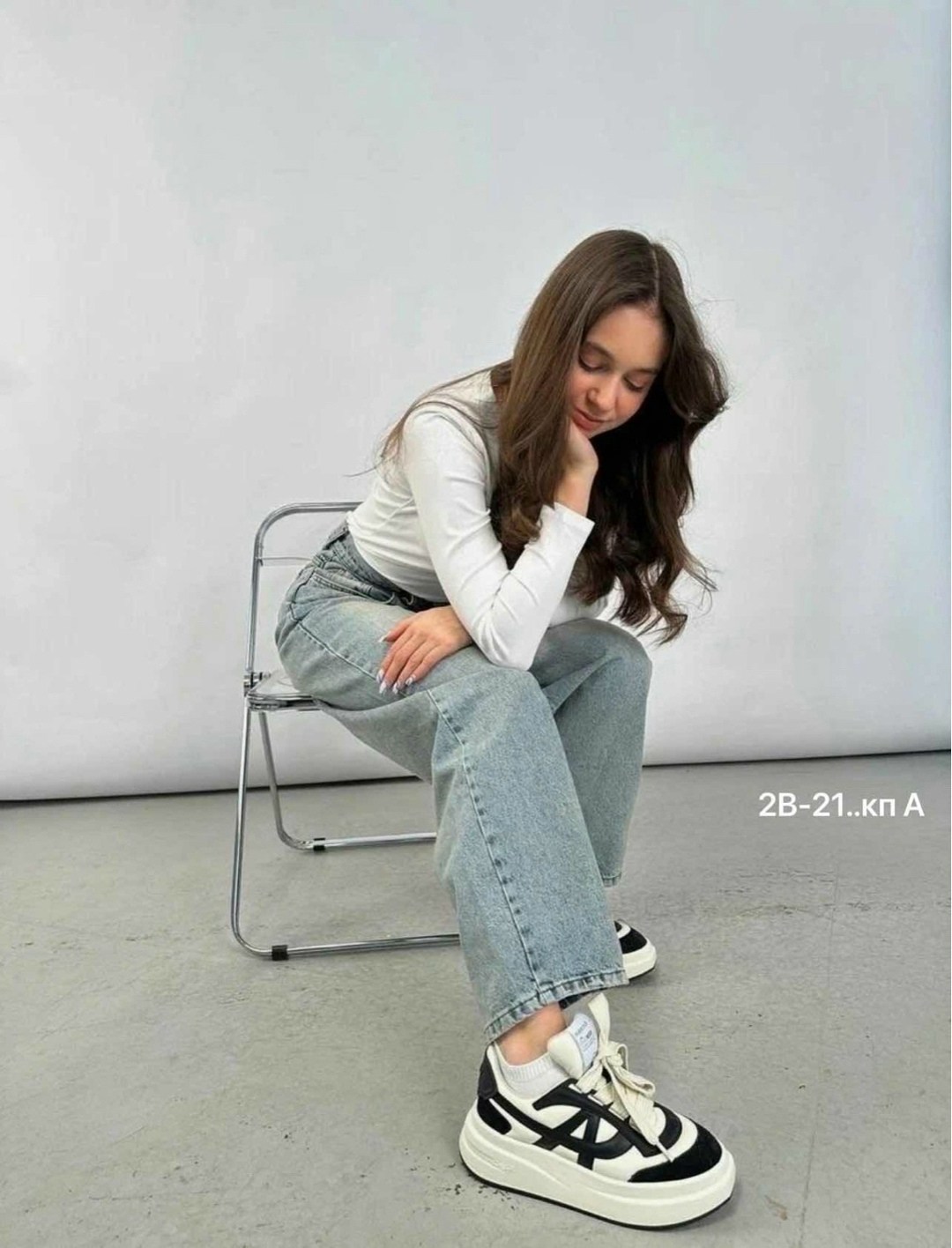 джинсы женские широкие,женские джинсы,женские джинсы трубы,женские джинсы и брюки,джинсы брюки