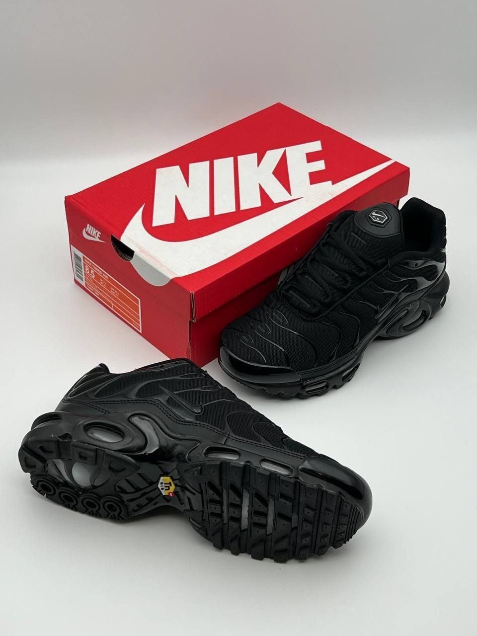 nike air max tn plus black,кроссовки nike air max plus tn,кроссовки nike air max plus,nike air max plus tn black черные,nike air max plus tn