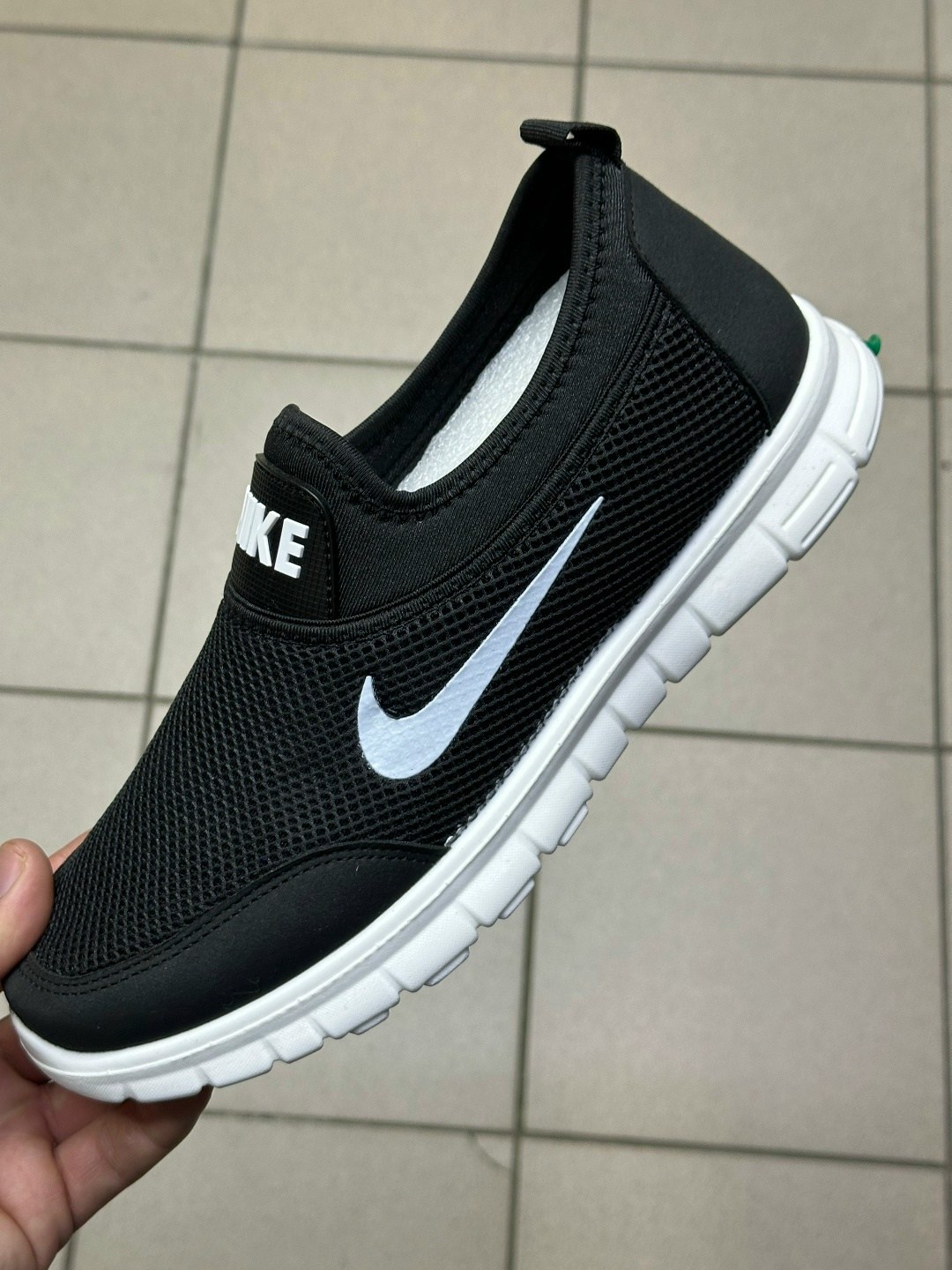 ,мужская ,мужские кроссовки,спортивная ,кроссовки