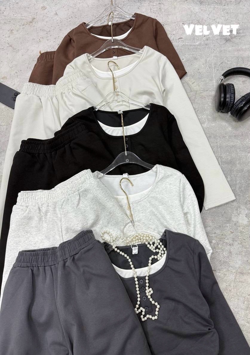 брючный костюм,костюм женский,костюм бежевый,спортивный велюровый костюм,костюм трикотажный