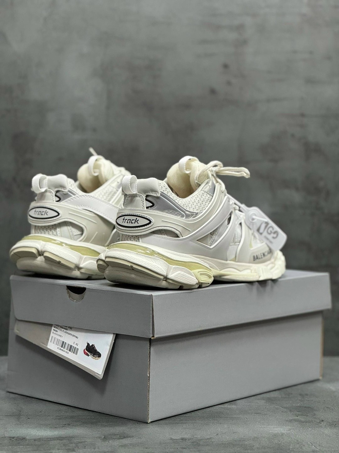 balenciaga мужские кроссовки track premium - white,мужские комбинированные кроссовки balenciaga 2026-2026 белые,кроссовки баленсиага женские оригинал,баленсиага трек кроссовки мужские,кроссовки balenc