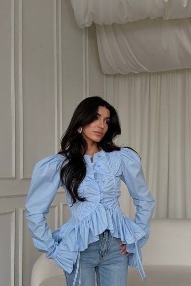 блузка с оборками,рубашка с рюшами,рубашка женская с рюшами,стильная блузка,блузка модная