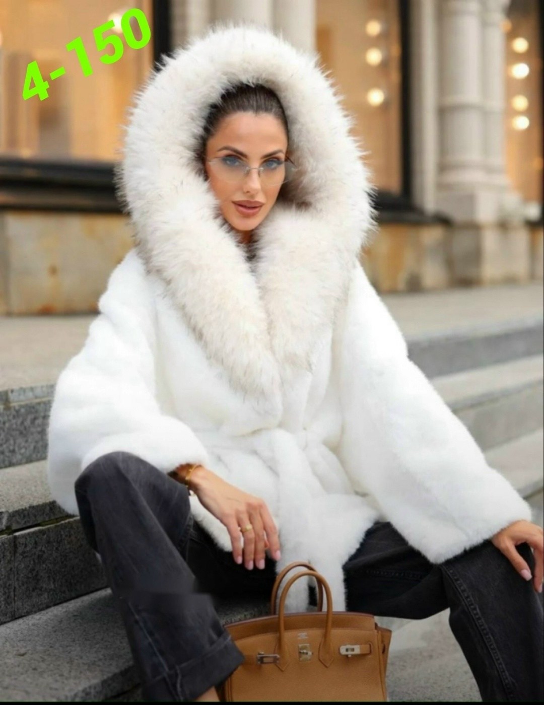 белая норковая шуба с капюшоном,белая норковая шуба,белая норковая шуба с капюшоном из рыси,белая шуба,белый полушубок