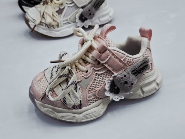 детские кроссовки,,кроссовки модные,кроссовка детская,повседневные кроссовки