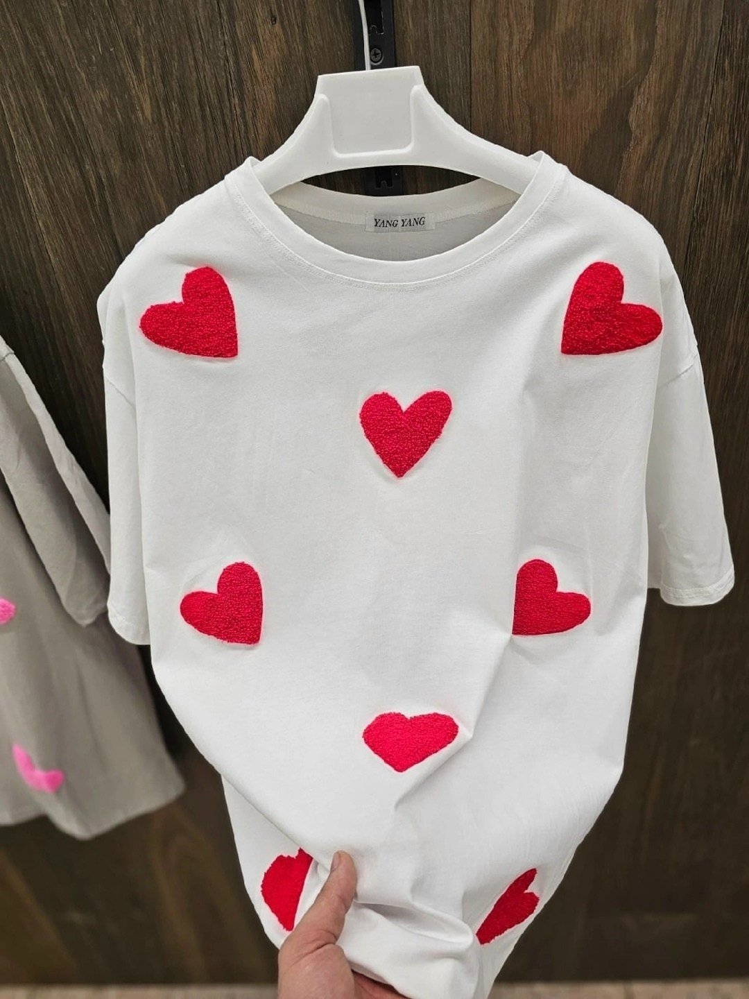 женская футболка,женская футболка оверсайз,футболка с сердечками,футболка женская с сердечкам,футболка с сердцем