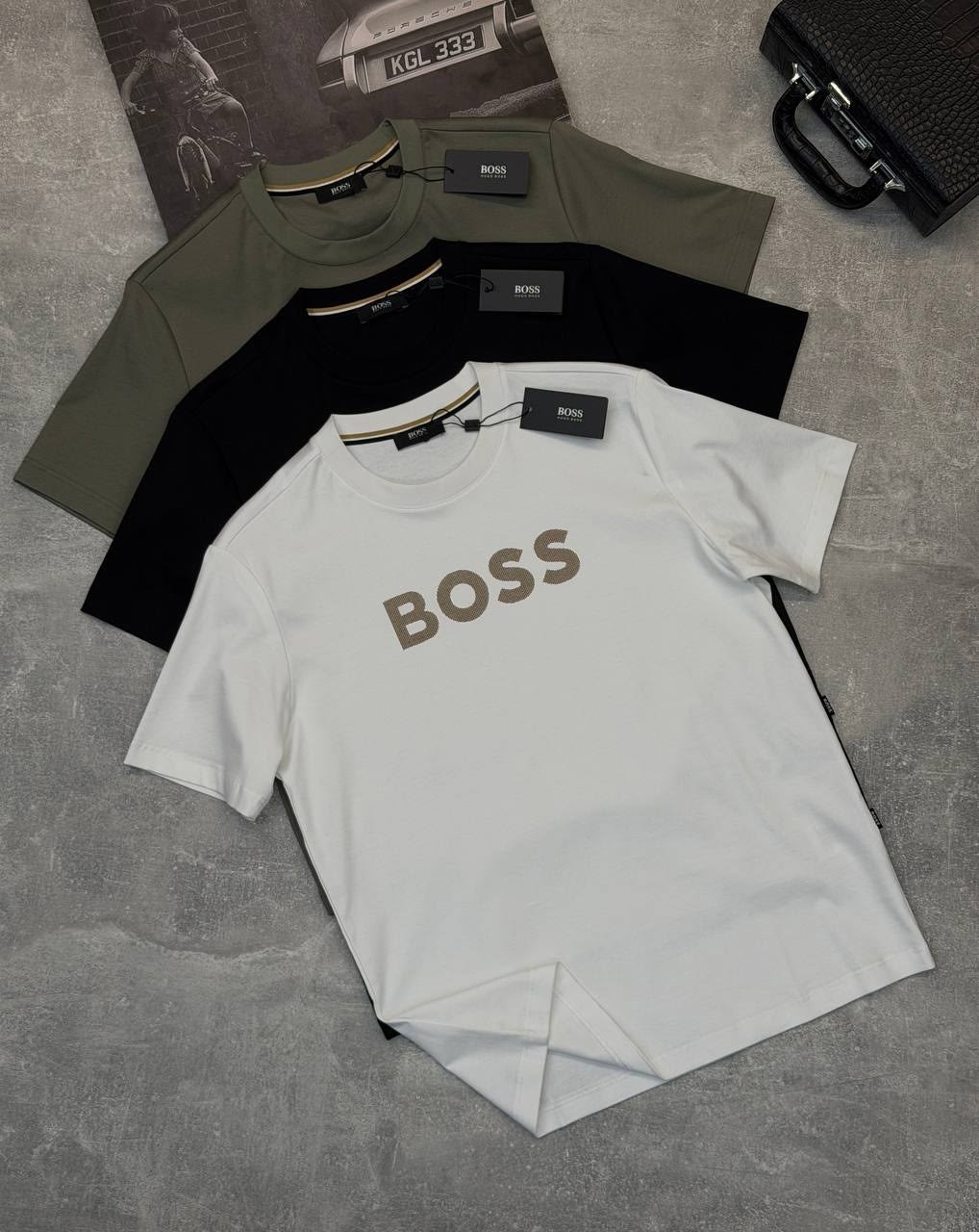 белая футболка хуго босс мужская,футболки мужские,мужские футболки hugo boss,футболки мужские белые,футболка хуго босс с надписью