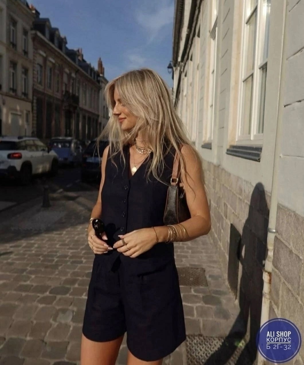 женские костюмы,костюм двойка женский с шортами,костюм с шортами и рубашкой летний,костюм с жилетом,костюм льняной женский летний жилет с шортами