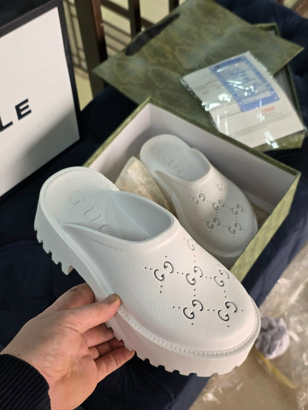 шлепки gucci женские белые,шлепки гуччи женские 2026,сабо гуччи,,сабо гуччи на платформе