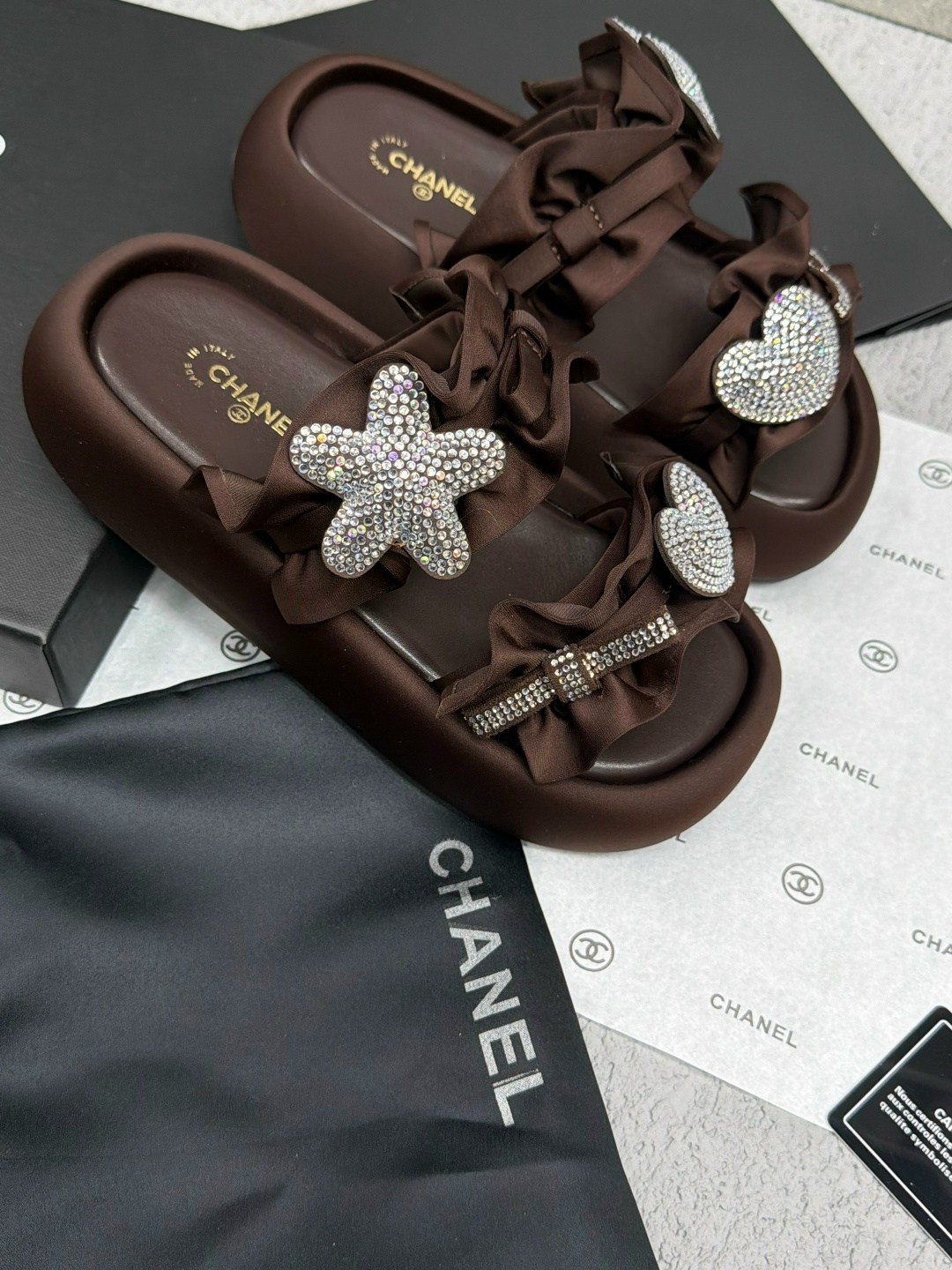 босоножки chanel,шлепанцы chanel,сандалии chanel,шлепки chanel,шлепки шанель