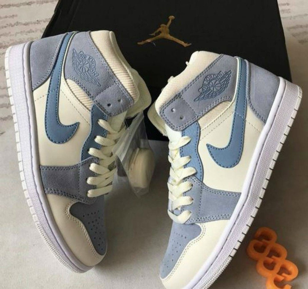 air jordan 1 mid se 'sail light blue',air jordan 1 mid se grey,nike air jordan 1 mid se,nike air jordan 1 mid,nike air jordan 1
