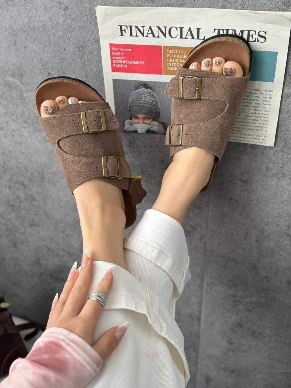 шлепки на пробковой подошве birkenstock,,birkenstock arizona taupe,шлепанцы замшевые,шлепанцы женские