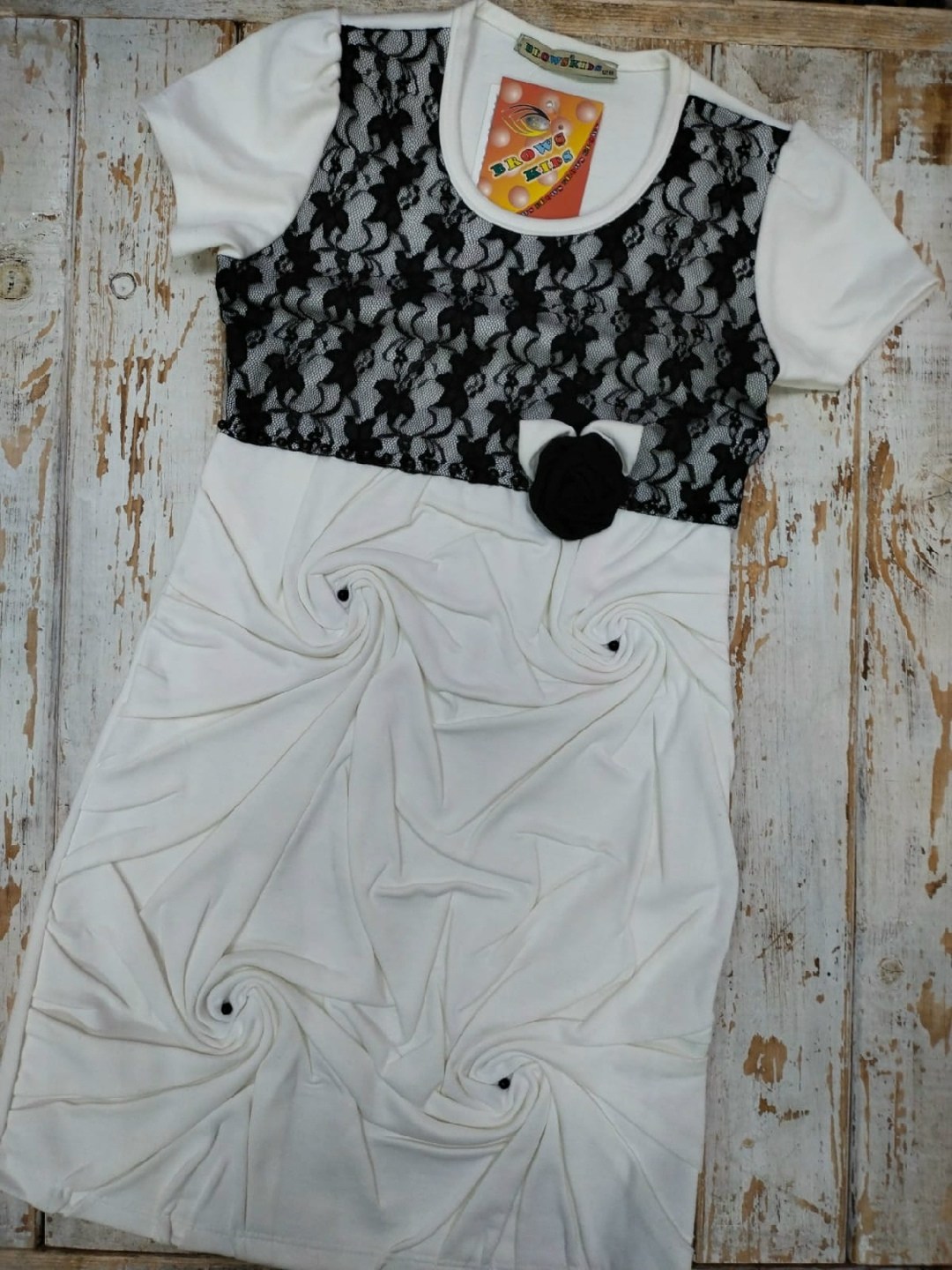 платье трикотажное для девочек,теплое платье для девочки,платья для девочек,трикотажное платье,платье с кружевами