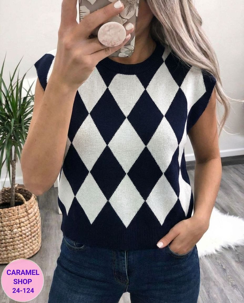 жилетка вязаная,вязаные жилеты,женский вязаный жилет,кофта женская,трикотажный жилет