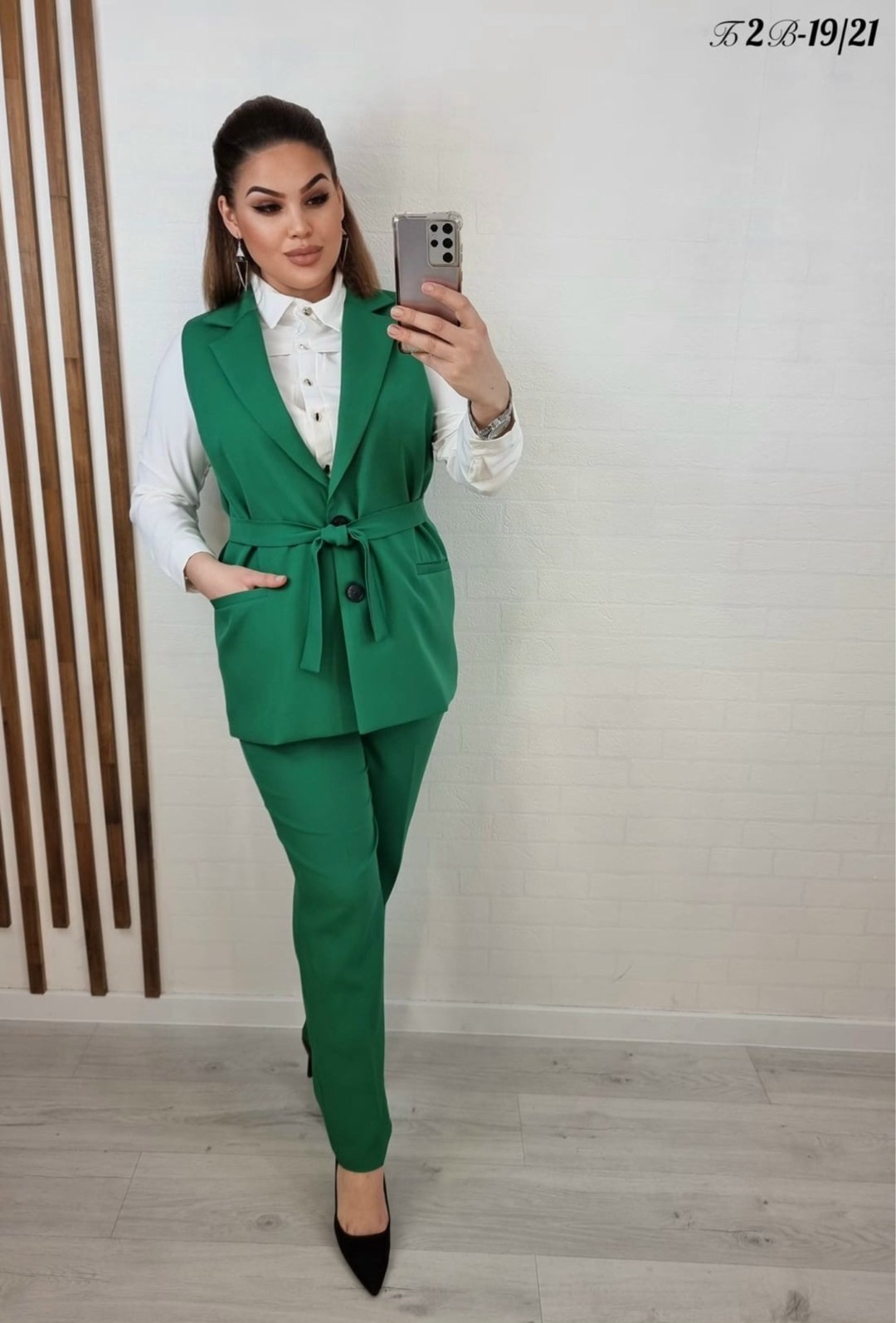 костюм с жилетом брючный,женский костюм тройка,костюм классический,брючные костюмы для женщин,костюм с брюками