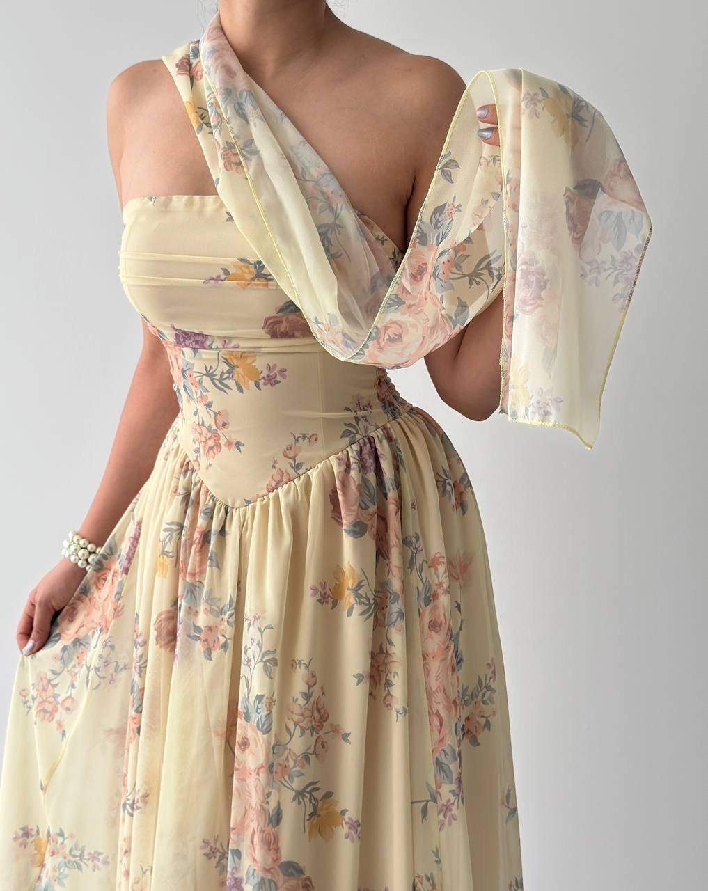 модное платье,платья,платье винтажное,фасон платьев,платье миди