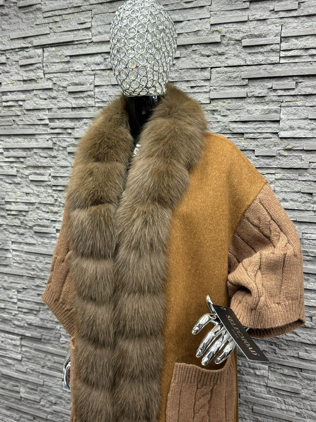 кардиган с мехом финского песца yana kraft brand,кардиган с мехом финского песца,кардиган с мехом песца,кардиган с мехом,кардиган вязаный с отделкой натуральный мех песца