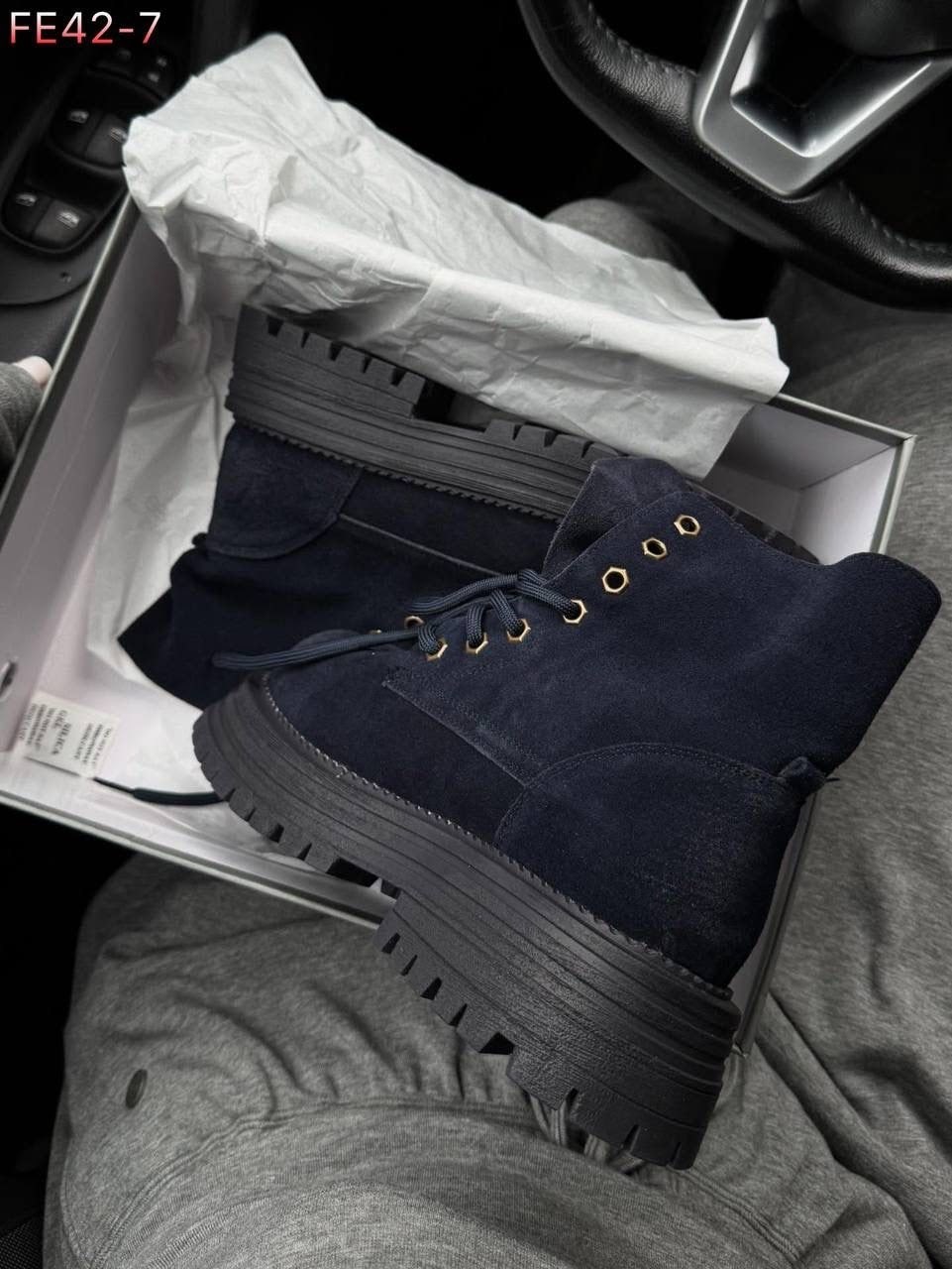 ,женские ботинки,ботинки miu miu,ботинки,замшевые ботинки