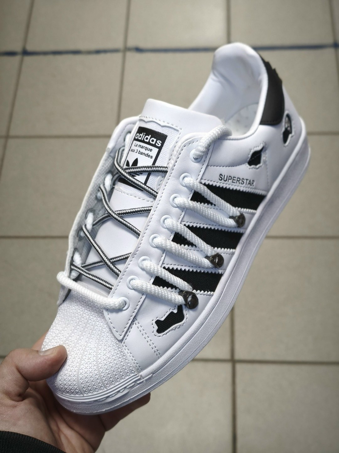 adidas originals superstar,адидас супер стар,adidas superstar sharpie pack,кроссовки адидас с граффити,адидас суперстар