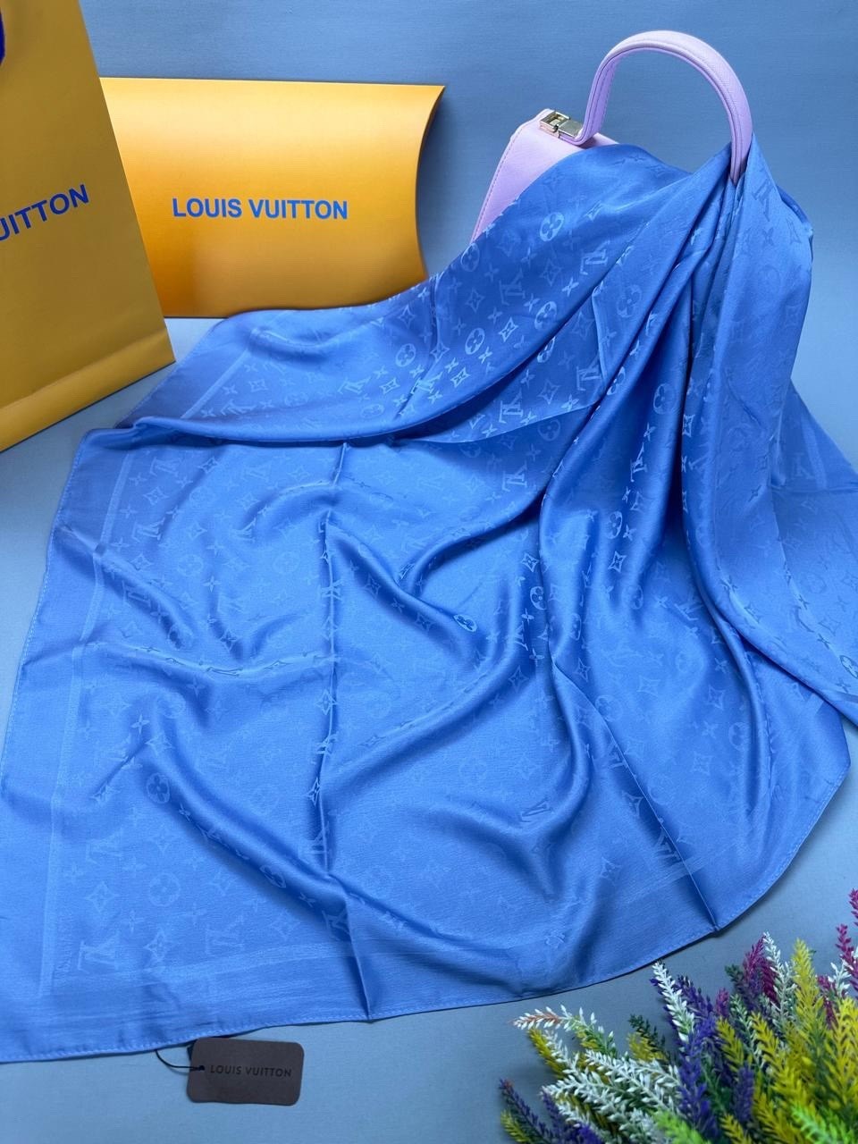 платок louis vuitton,платки шелковые,палантин женский,платок из натурального шелка,брендовый платок louis vuitton