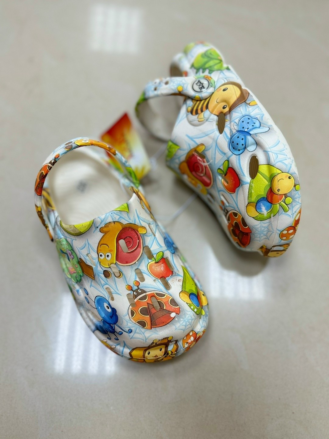 сандалии для сада,детские шлепанцы,,сандалии детские,детская