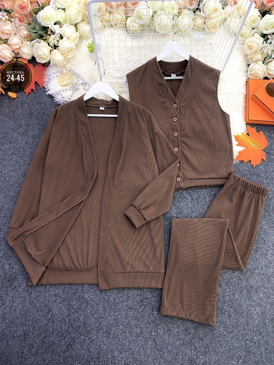 трикотажные костюмы,женский костюм,костюм тройка женский,женский трикотажный костюм,женский костюм двойка