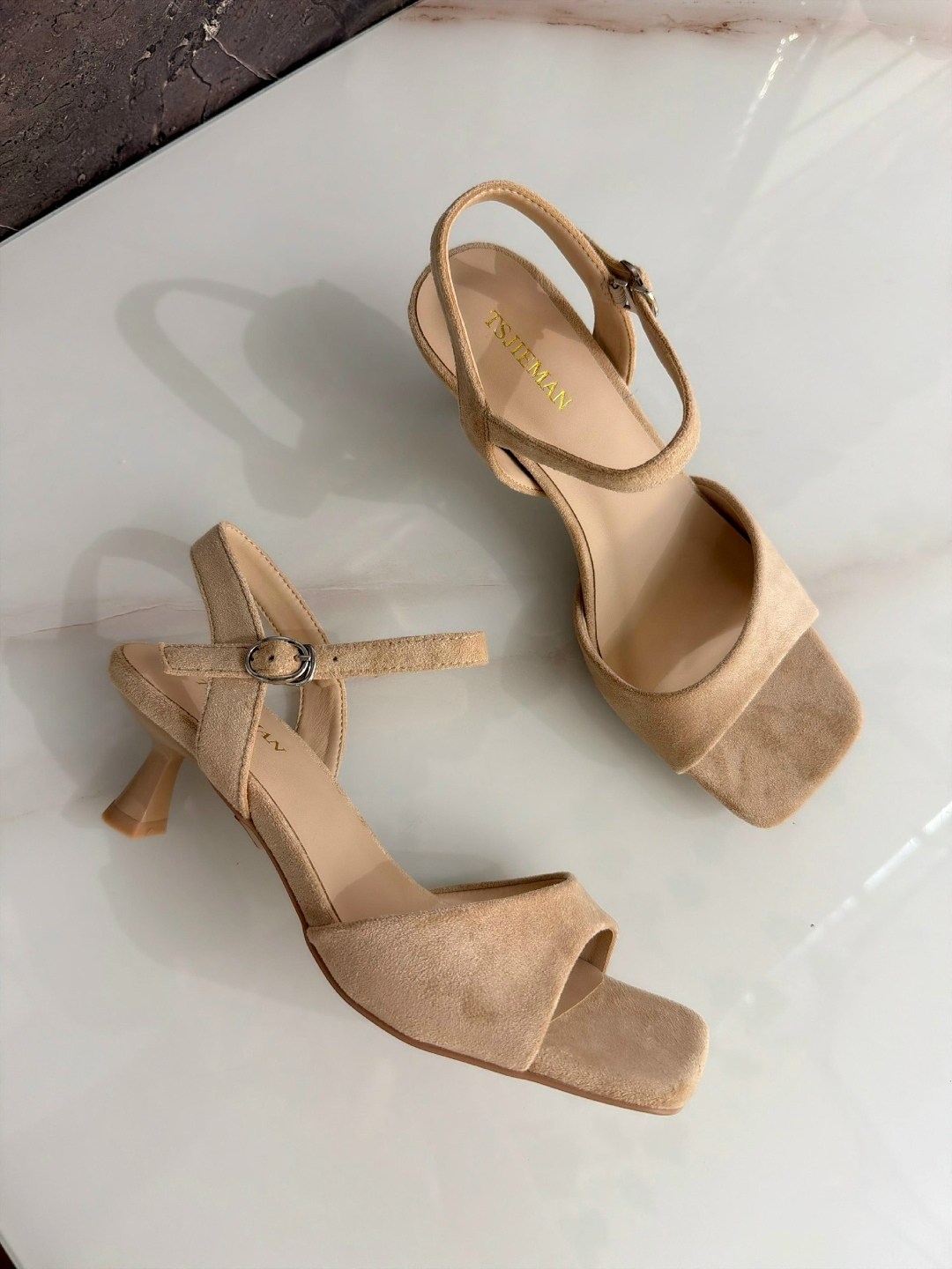 женские босоножки,,квадратные босоножки,босоножки модные,босоножки на высоком