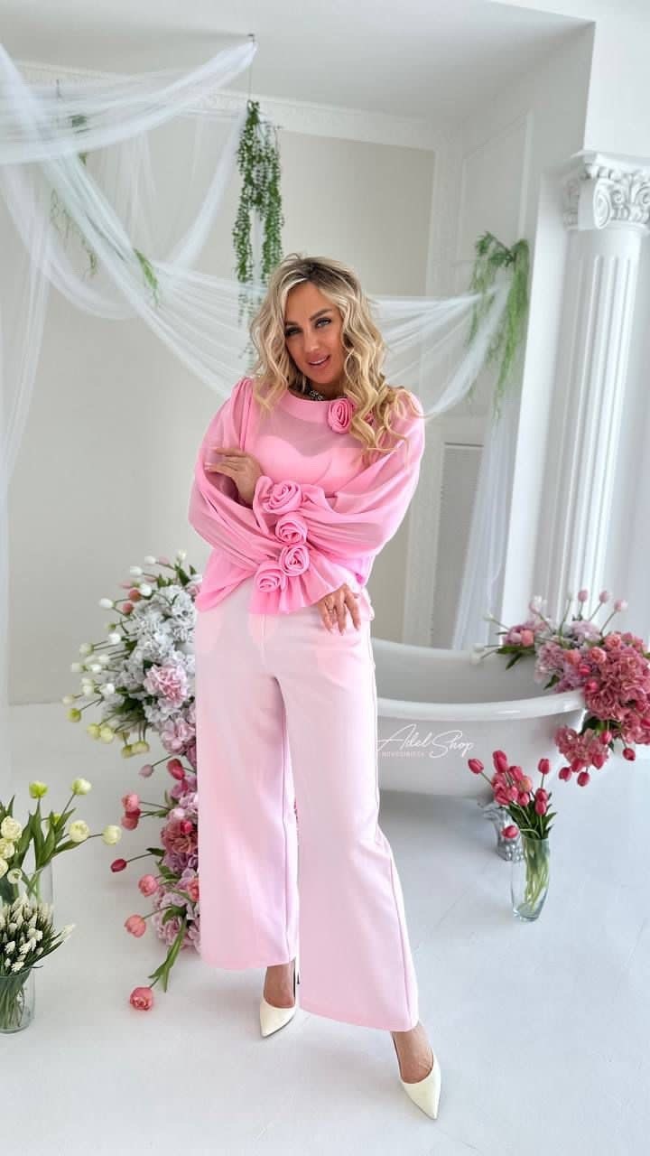 блуза,блуза голубая,брючный костюм,брюки стильные,нарядная блузка