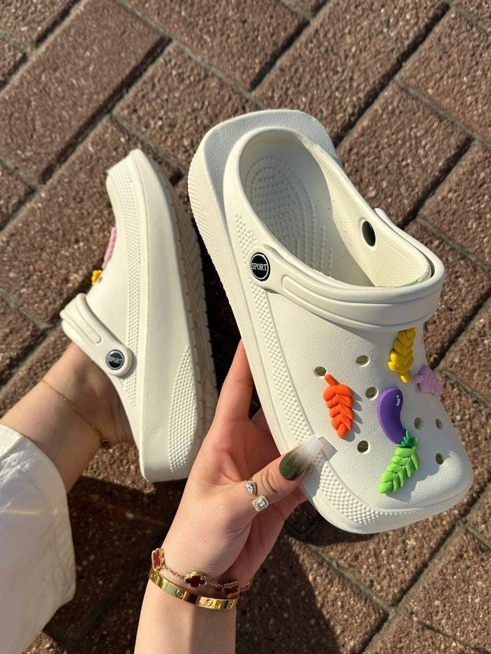 ,orange sorbet crocs,детские кроксы,кроксы carrots,модные кроксы