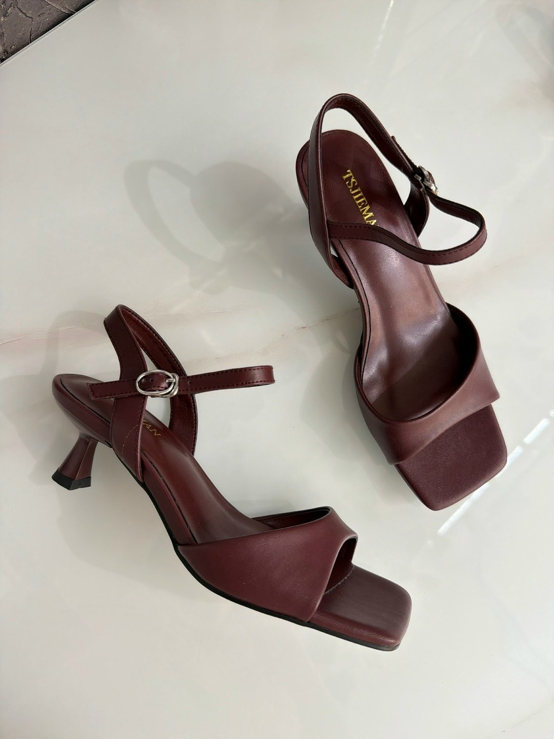 женские босоножки,,квадратные босоножки,босоножки модные,босоножки на высоком