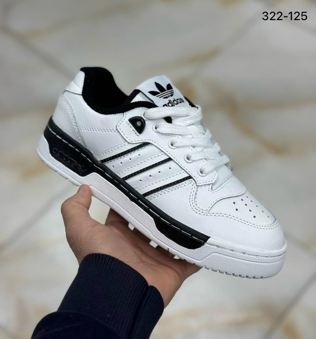 кроссовки adidas,,женские кроссовки,adidas кроссовки женские,кроссовки мужские женские adidas