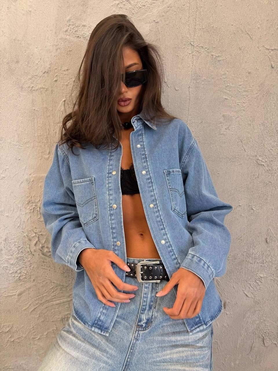 рубашка джинсовая женская оверсайз,рубашка джинсовая женская оверсайз голубая,рубашка джинсовая женская,джинсовая женская куртка оверсайз,джинсовая куртка оверсайз charm_shop