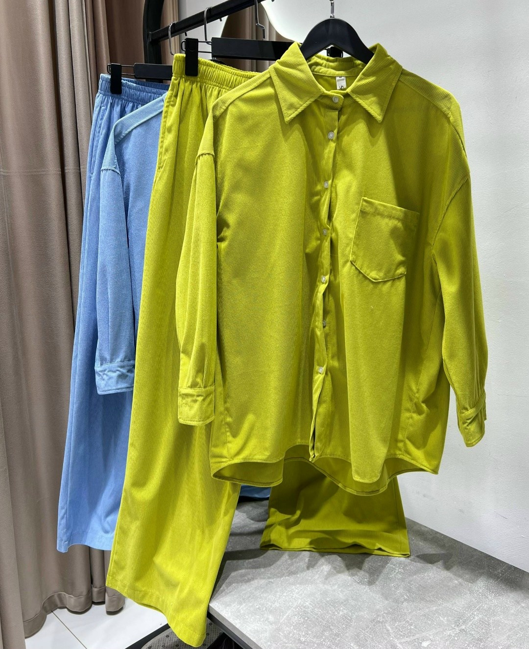 брючный костюм,костюм женский,костюм брюки с рубашкой,костюм женский тройка,костюм двойка женская