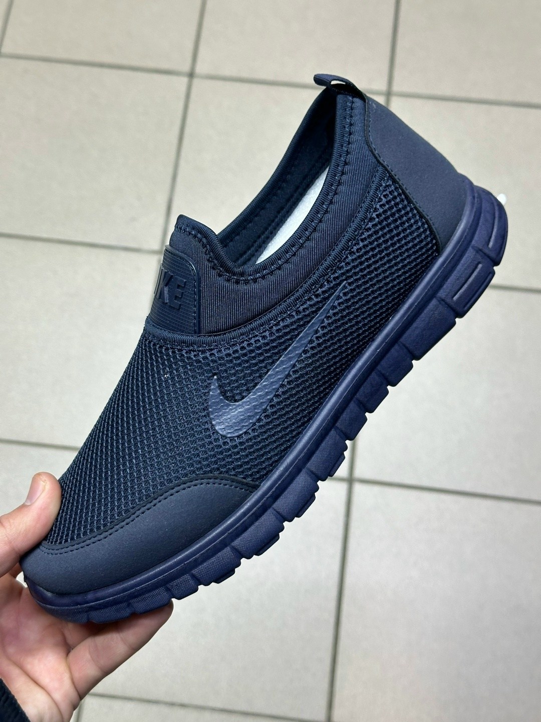 ,мужская ,мужские кроссовки,спортивная ,кроссовки